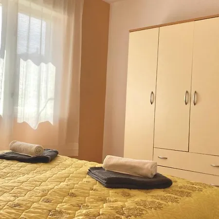 Apartment Lily In Rijeka Close To The Beach Exterior photo