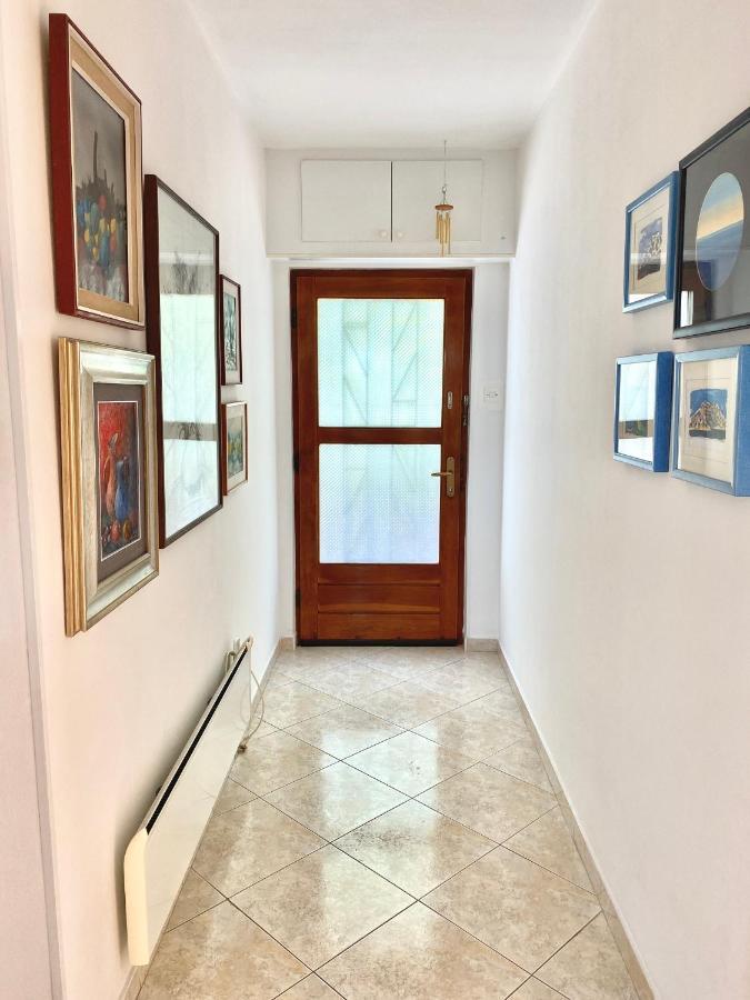 Lily In Close To The Apartman Rijeka